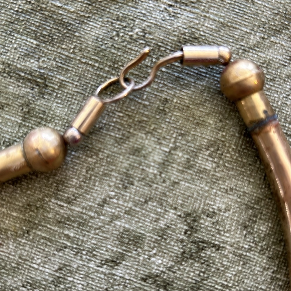 Vintage metal/disc/beaded necklace - Picture 6 of 7